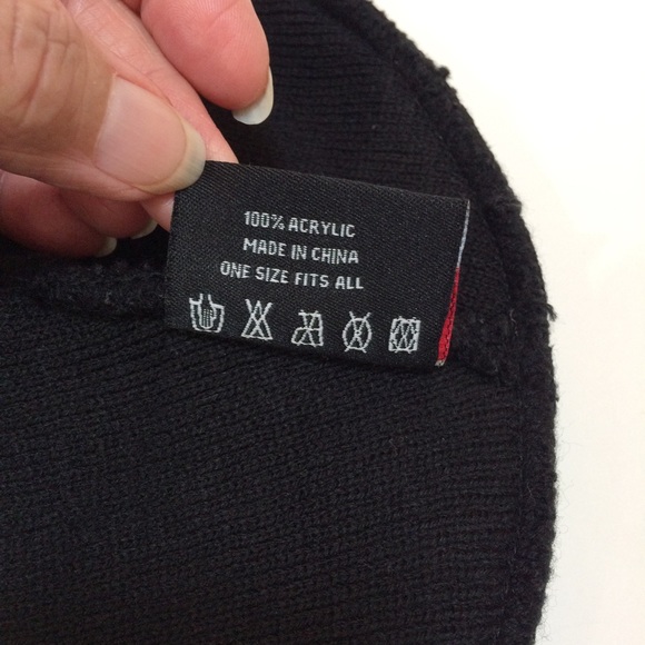 AC/DC Unisex Logo Beanie - Picture 5 of 5